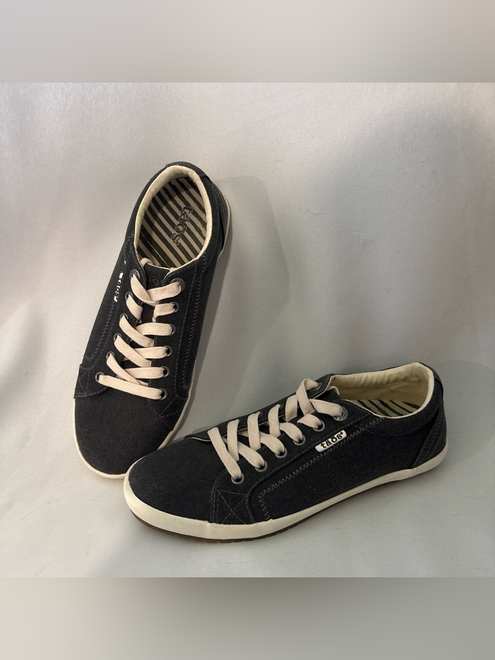Taos Footwear Black Sneakers with Cream Laces